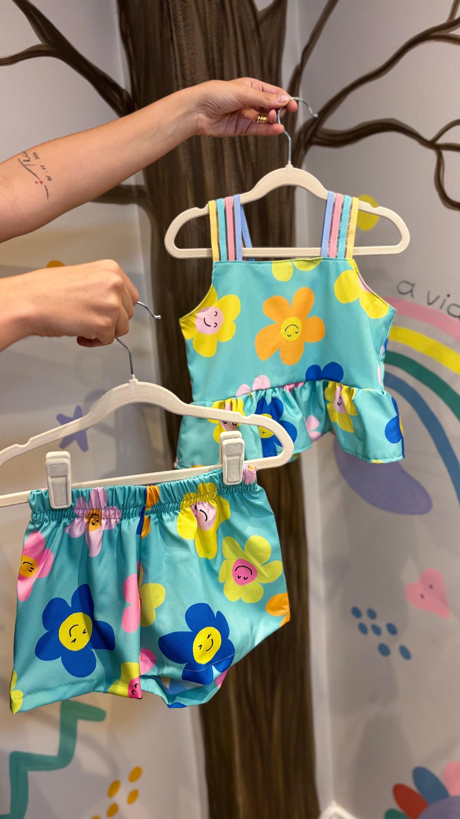 Conjunto Infantil Estampa Raio de Sol | Lá Colorê