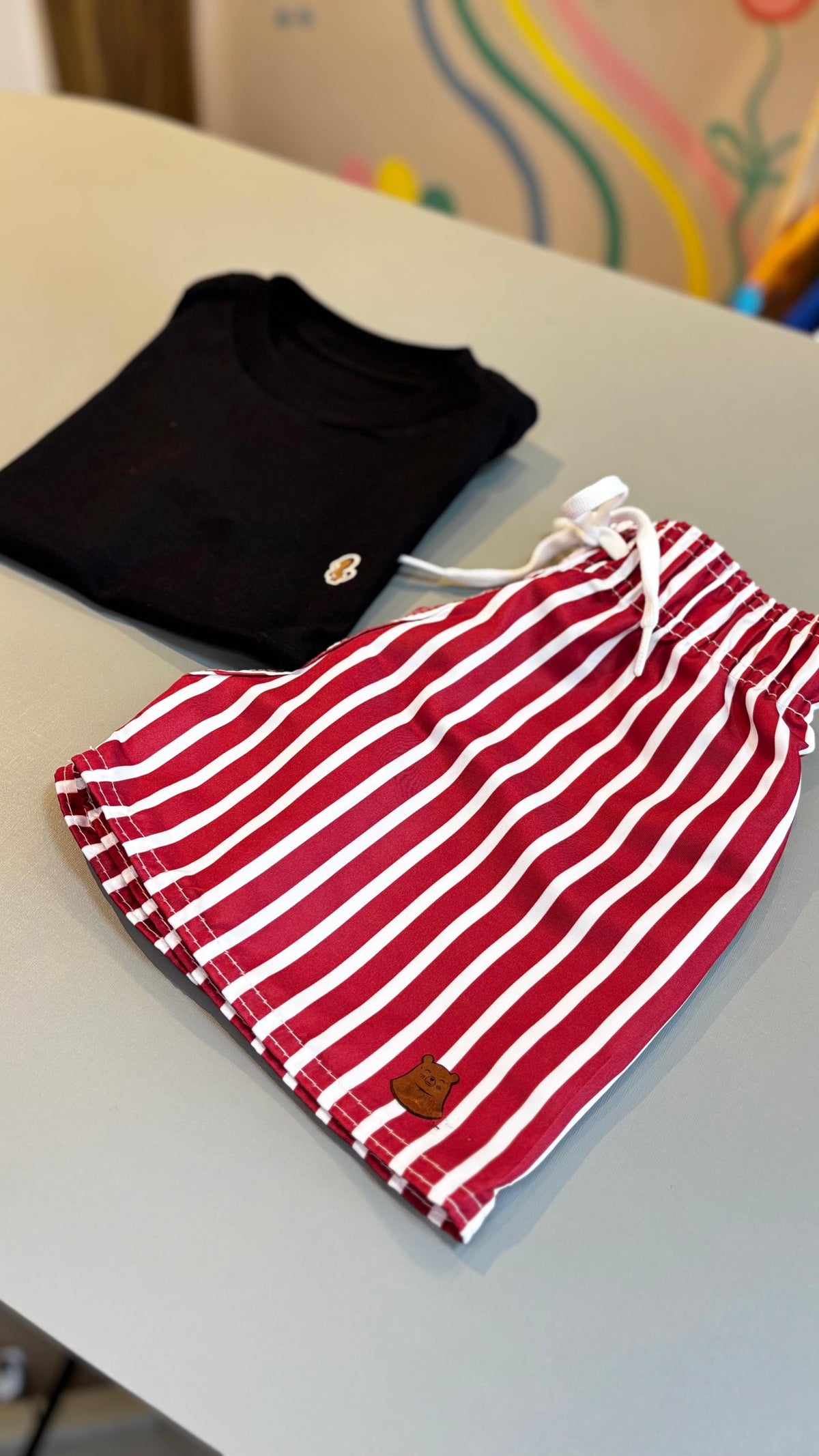 Short Infantil Tactel Premium - Estampa Listrado Vermelho | Lá Colorê