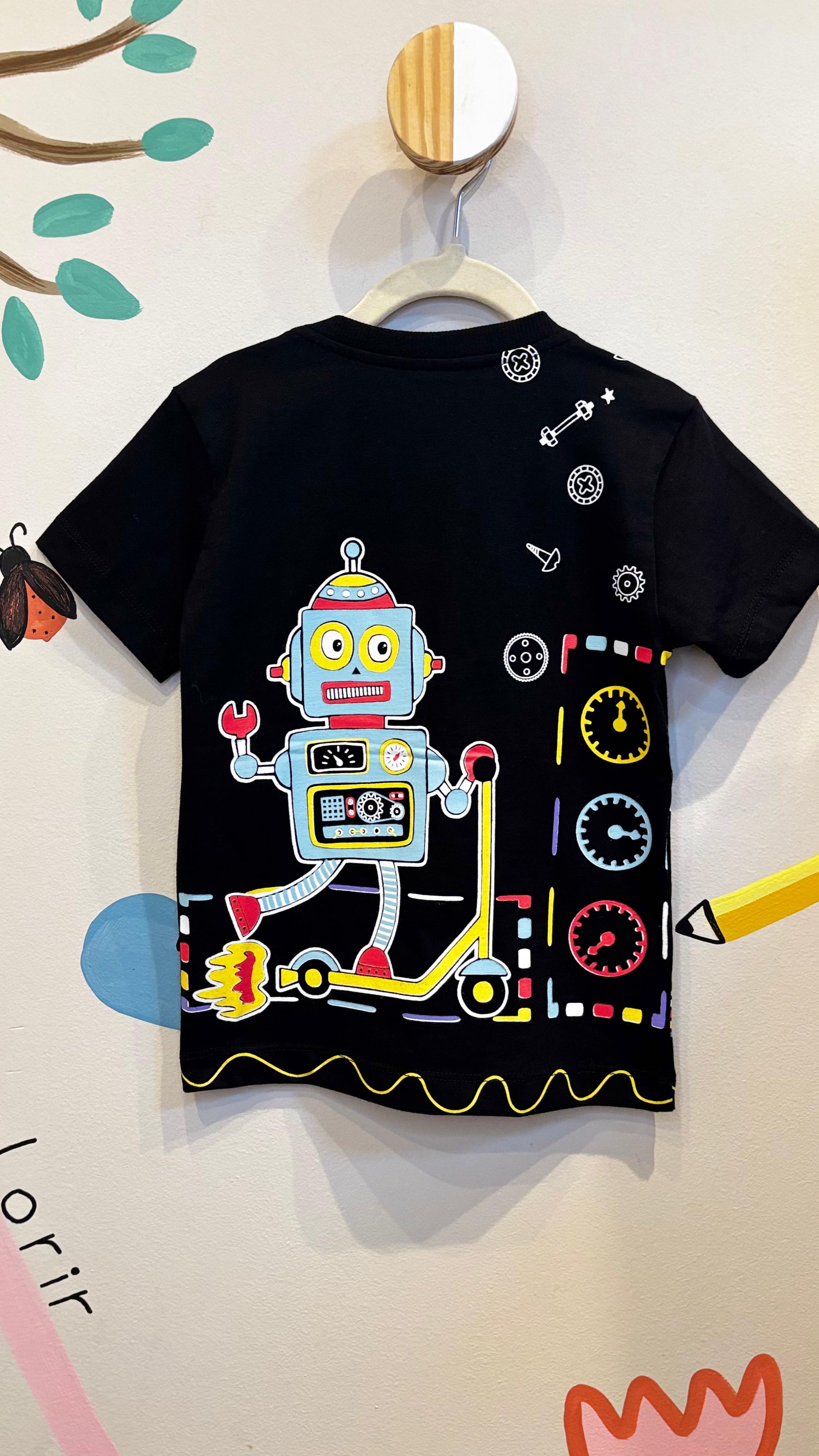 T-Shirt Infantil Preta com Estampa de Cachorro Robô - 100% Algodão