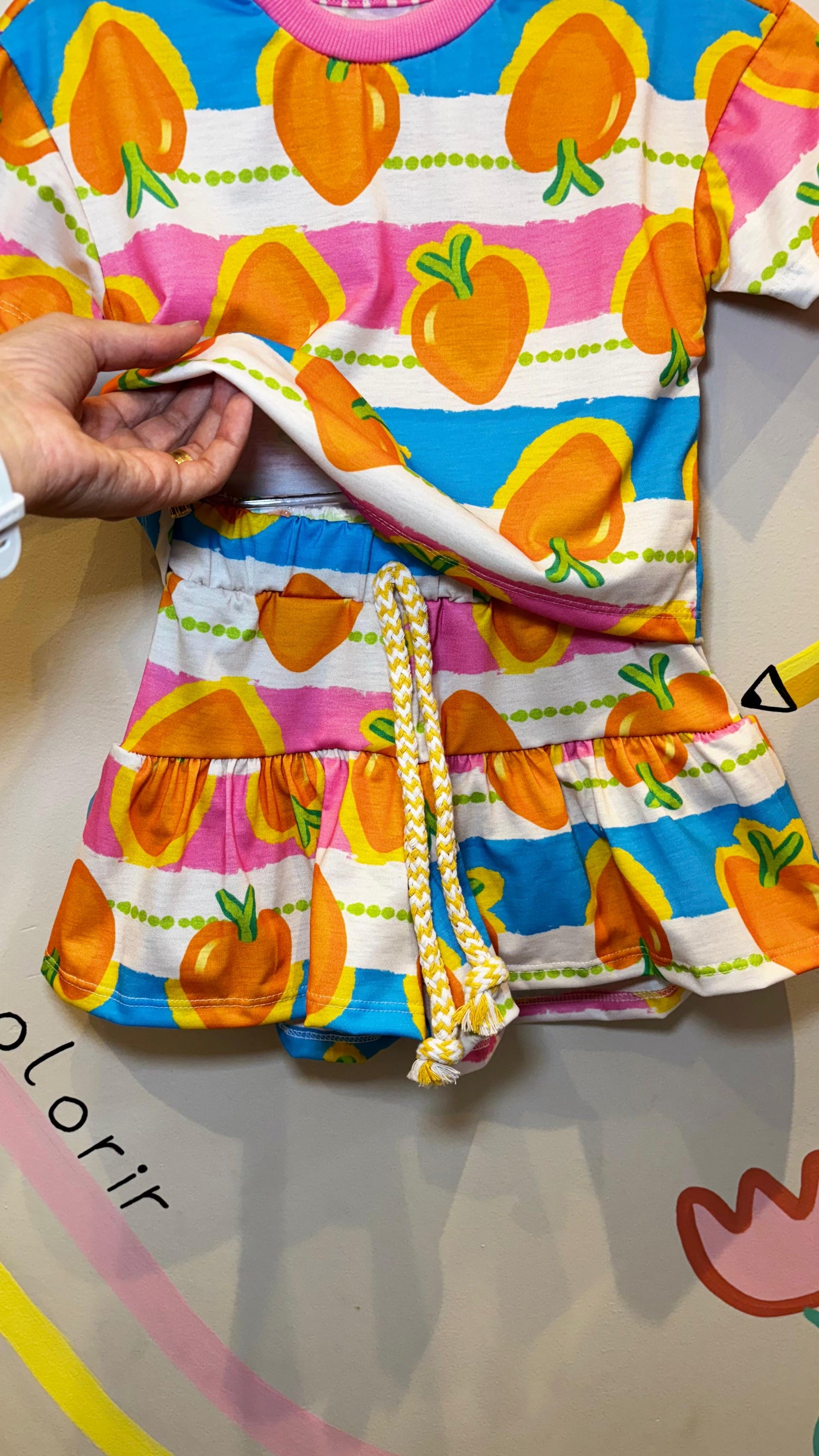 Conjunto Infantil Estampa Toque de Pêssego | Lá Colorê