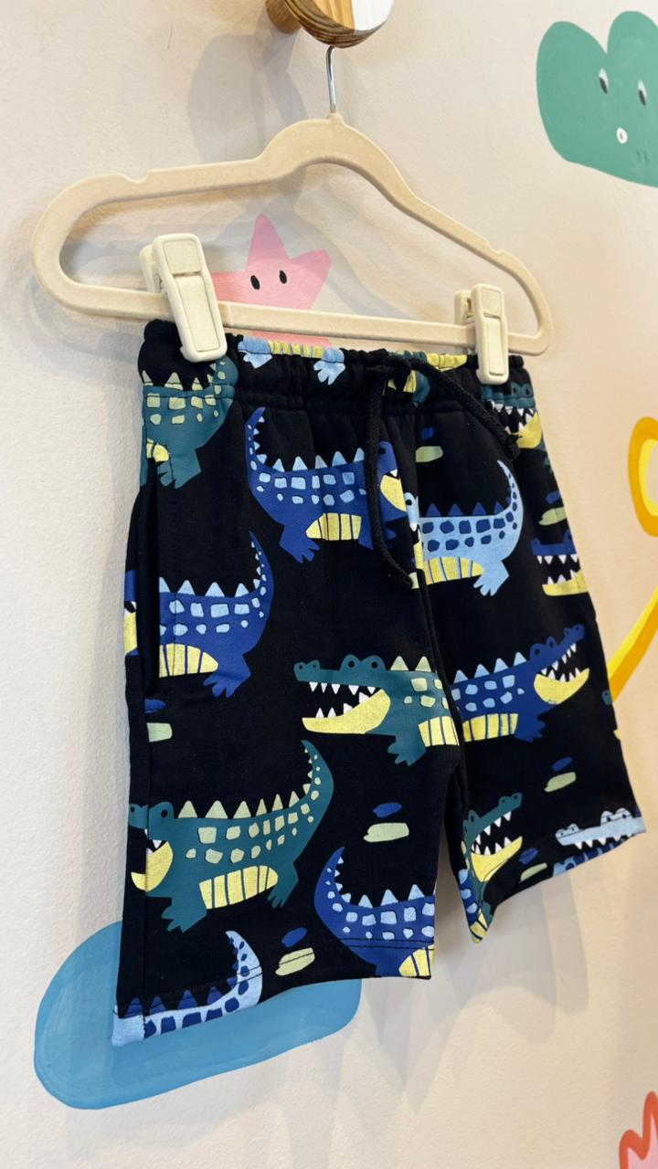 Bermuda Infantil Lúdica com Estampa Jacaré - 100% Algodão | Lá Colorê