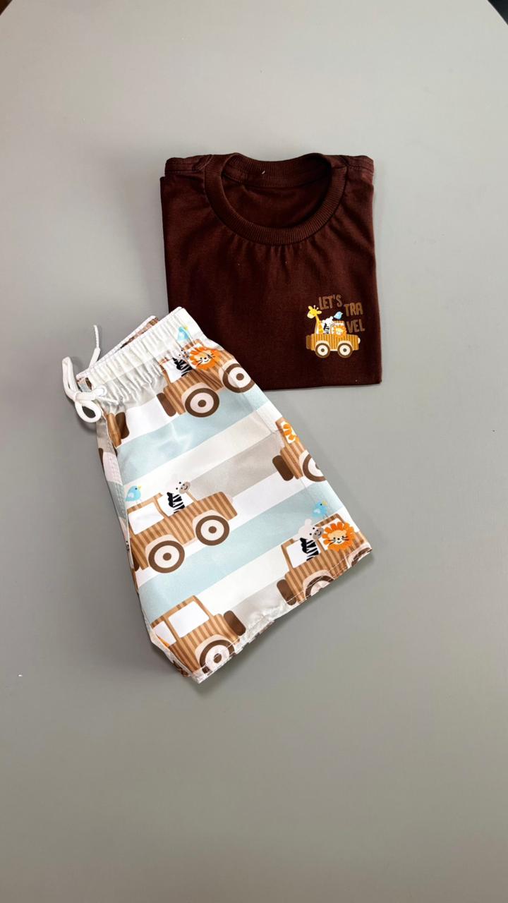 Conjunto Infantil Estampa Jeep - T-Shirt + Short Estampado | Lá Colorê
