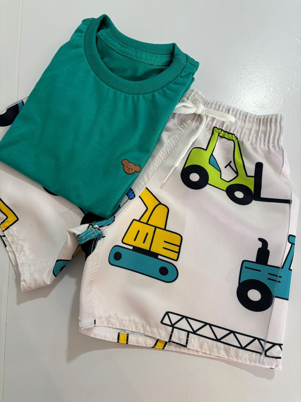 Short Tactel Infantil Premium Estampa Retro | Lá Colorê