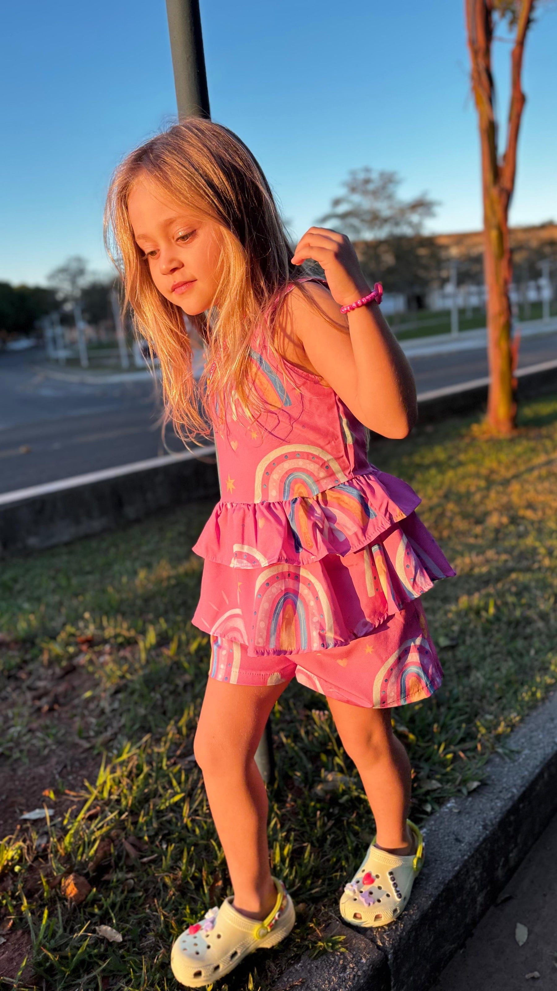 Conjunto Infantil Estampa Arco-Íris Antonela | Lá Colorê