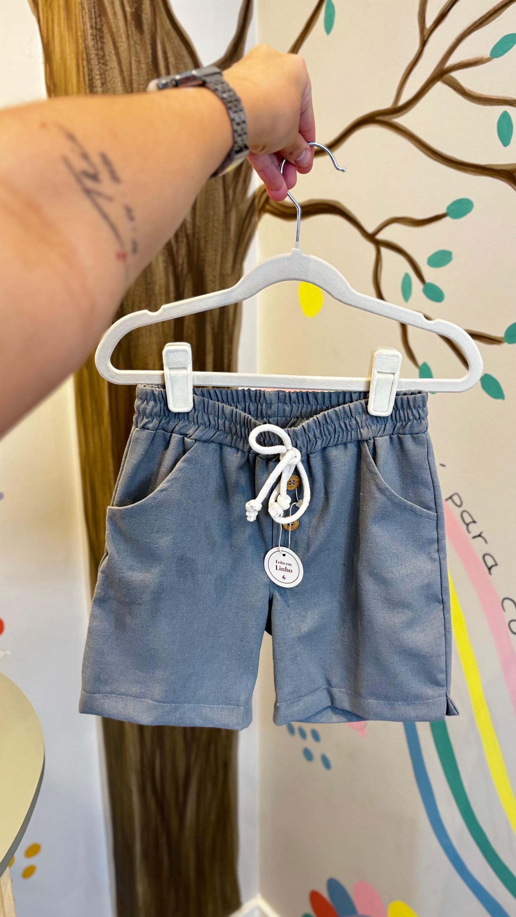 Bermuda Infantil em Linho Cinza | Lá Colorê