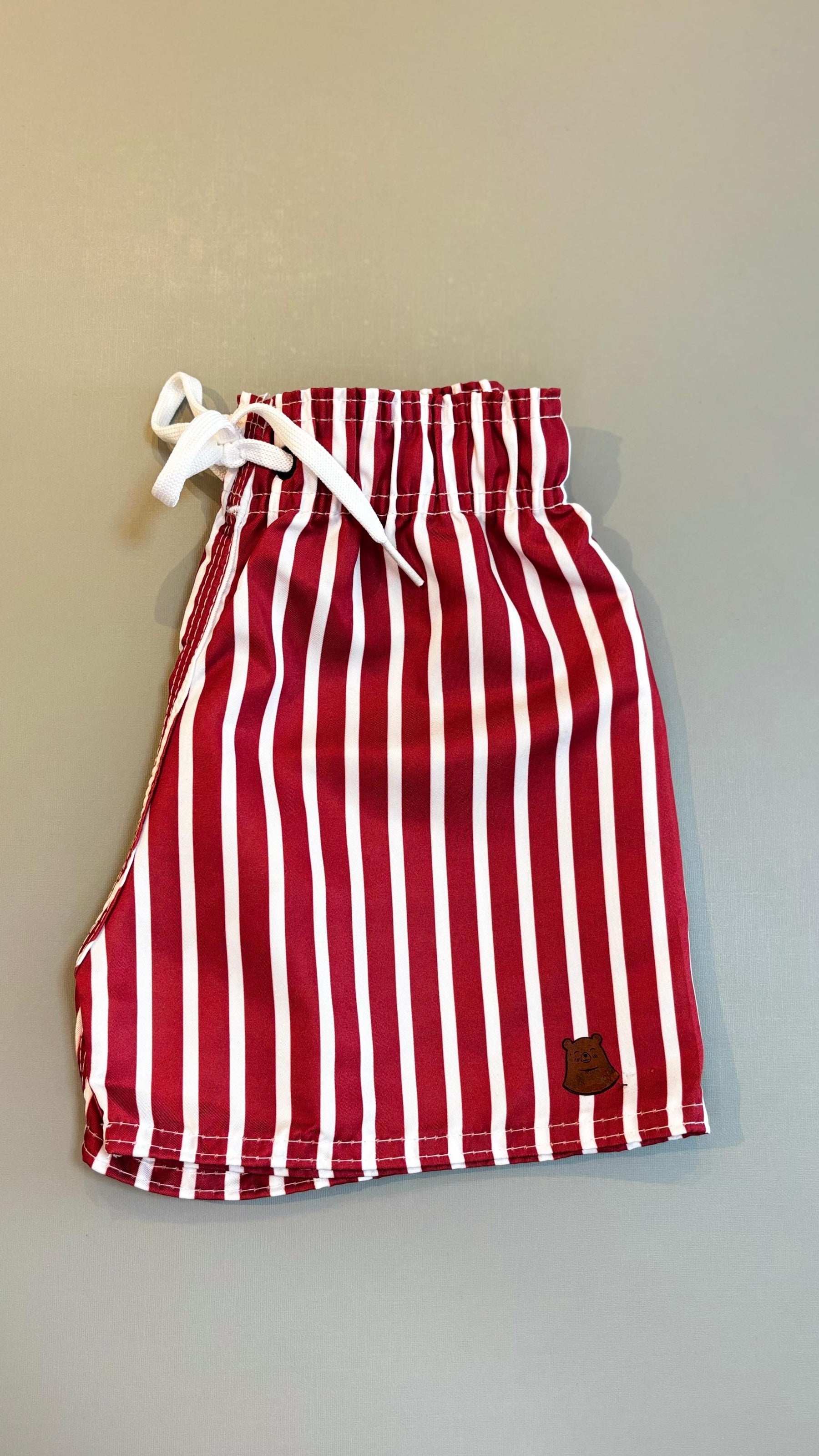 Short Infantil Tactel Premium - Estampa Listrado Vermelho | Lá Colorê