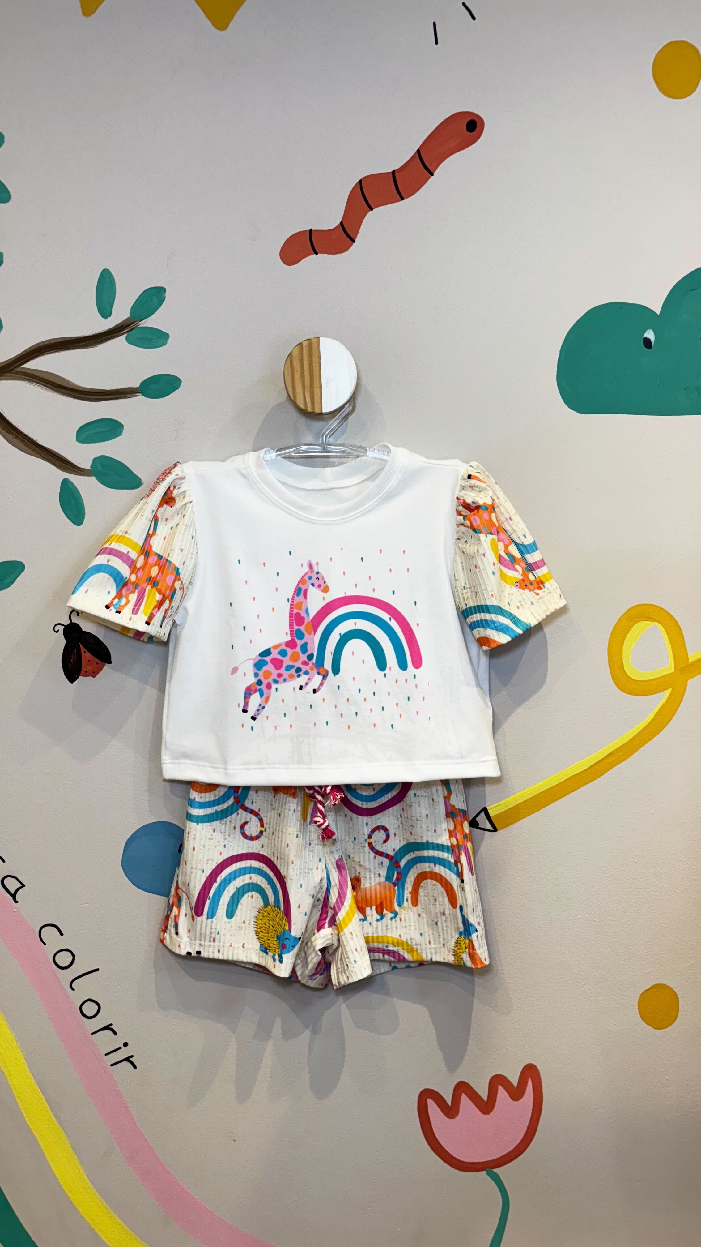 Conjunto Infantil Estampa Girafinha Color | Lá Colorê