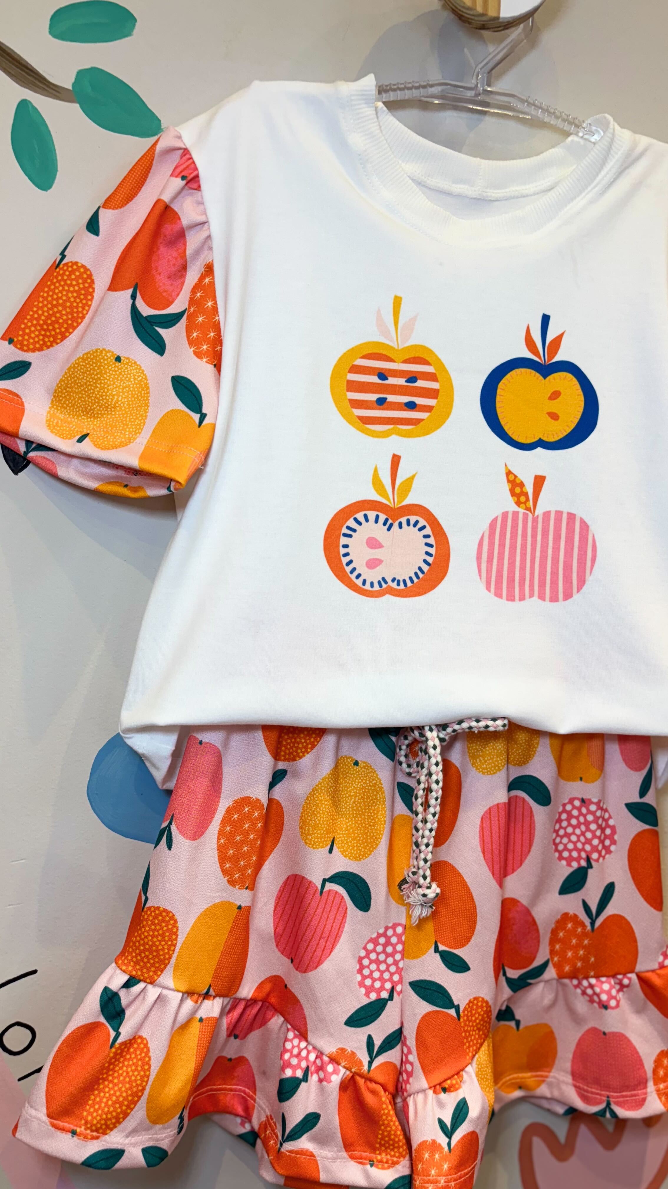 Conjunto Infantil Estampa Maçãzinha Confort | Lá Colorê
