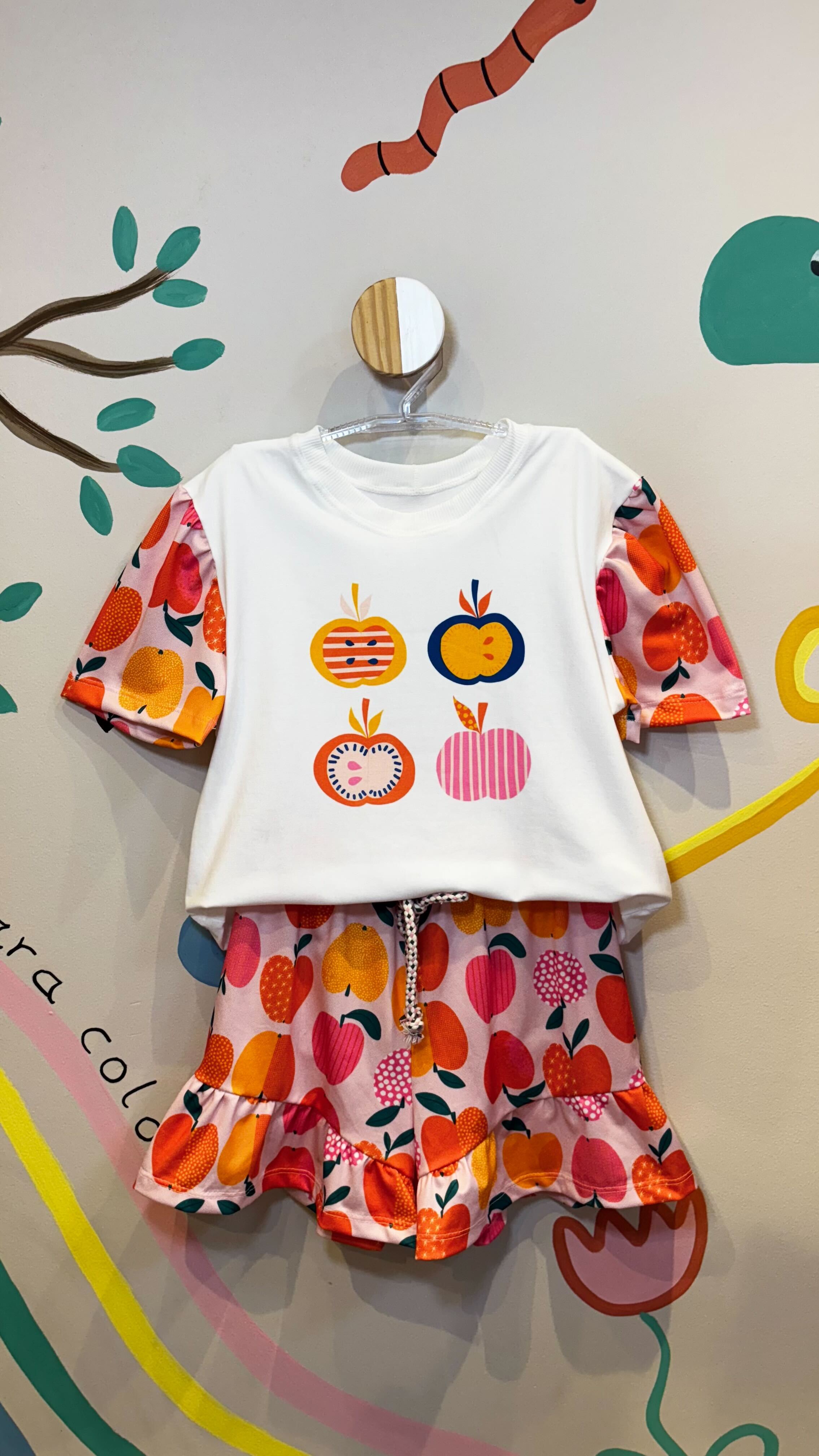 Conjunto Infantil Estampa Maçãzinha Confort | Lá Colorê