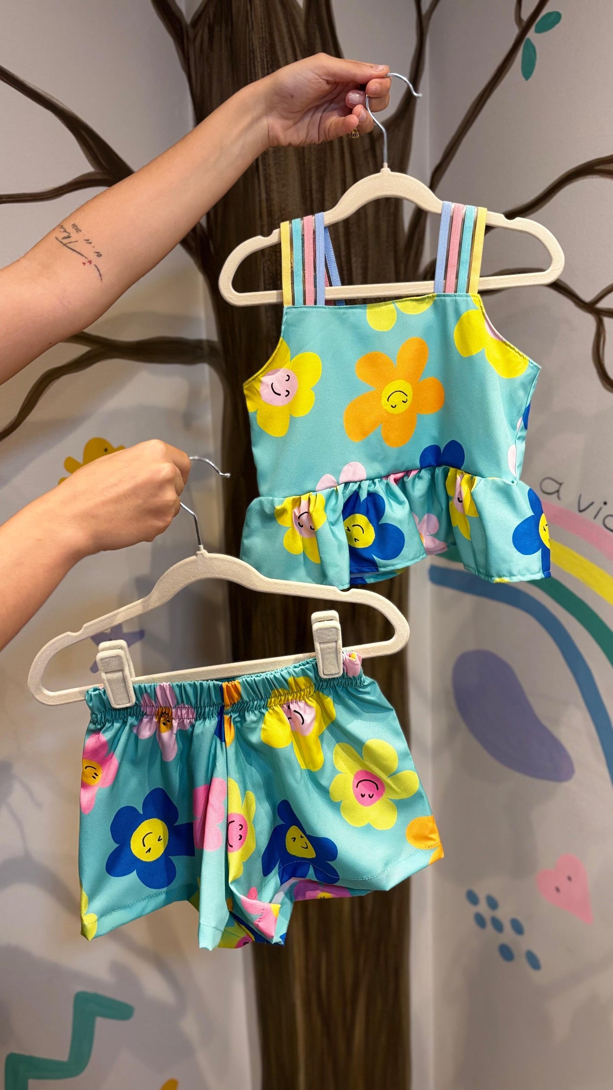 Conjunto Infantil Estampa Raio de Sol | Lá Colorê