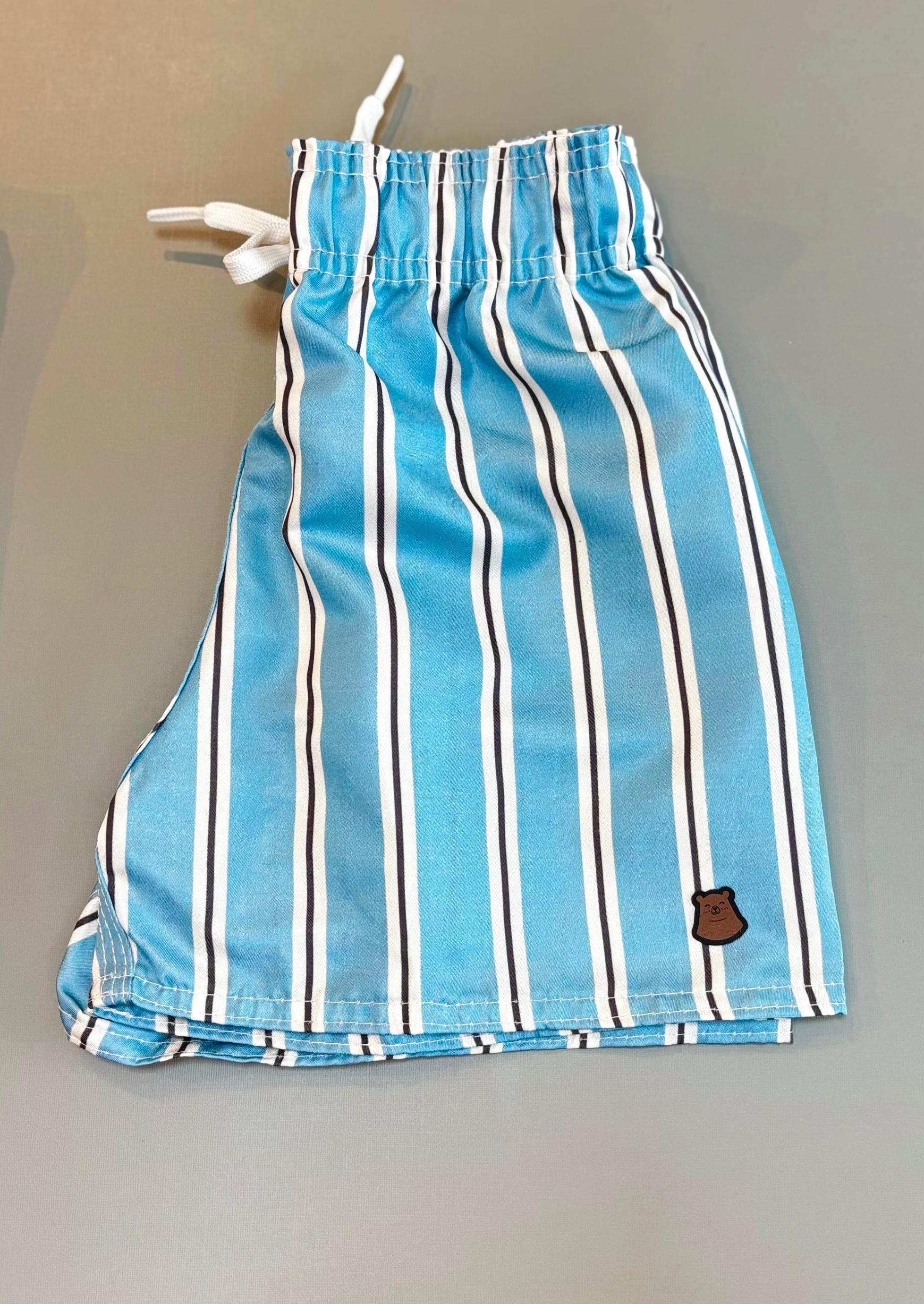 Short Infantil Tactel Premium – Estampa Listrado Céu | Lá Colorê