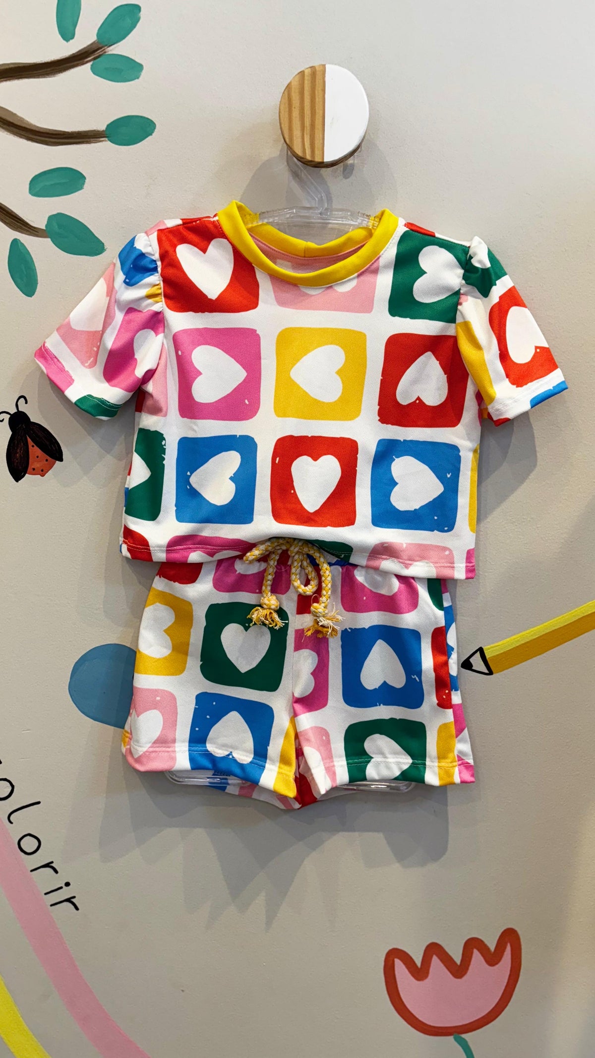 Conjunto Infantil Estampa Coraçãozinhos Confort | Lá Colorê