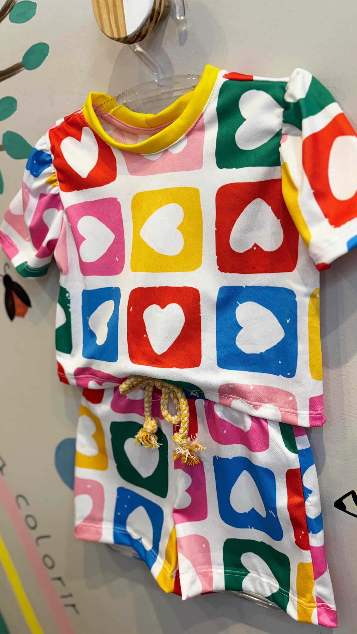 Conjunto Infantil Estampa Coraçãozinhos Confort | Lá Colorê