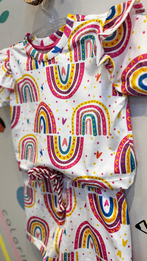 Conjunto Infantil Estampa Arco-íris Duplo Babado Confort | Lá Colorê