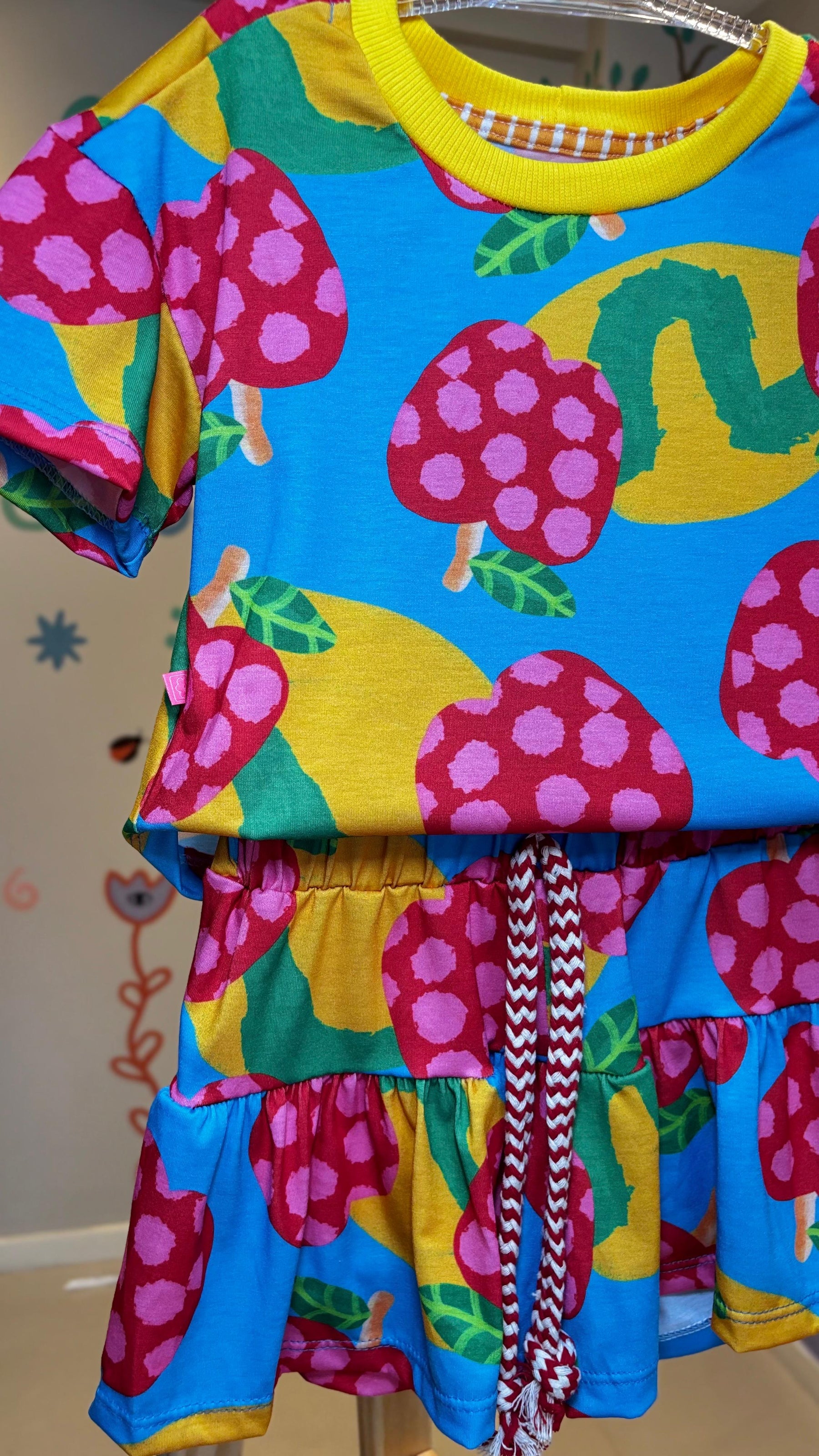 Conjunto Infantil Estampa Maçã Poá Azul - Lá Colorê