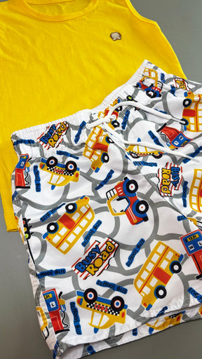 Conjunto Infantil Regata Amarela e Short Tactel na Estampa Meios de Transportes | Lá Colorê