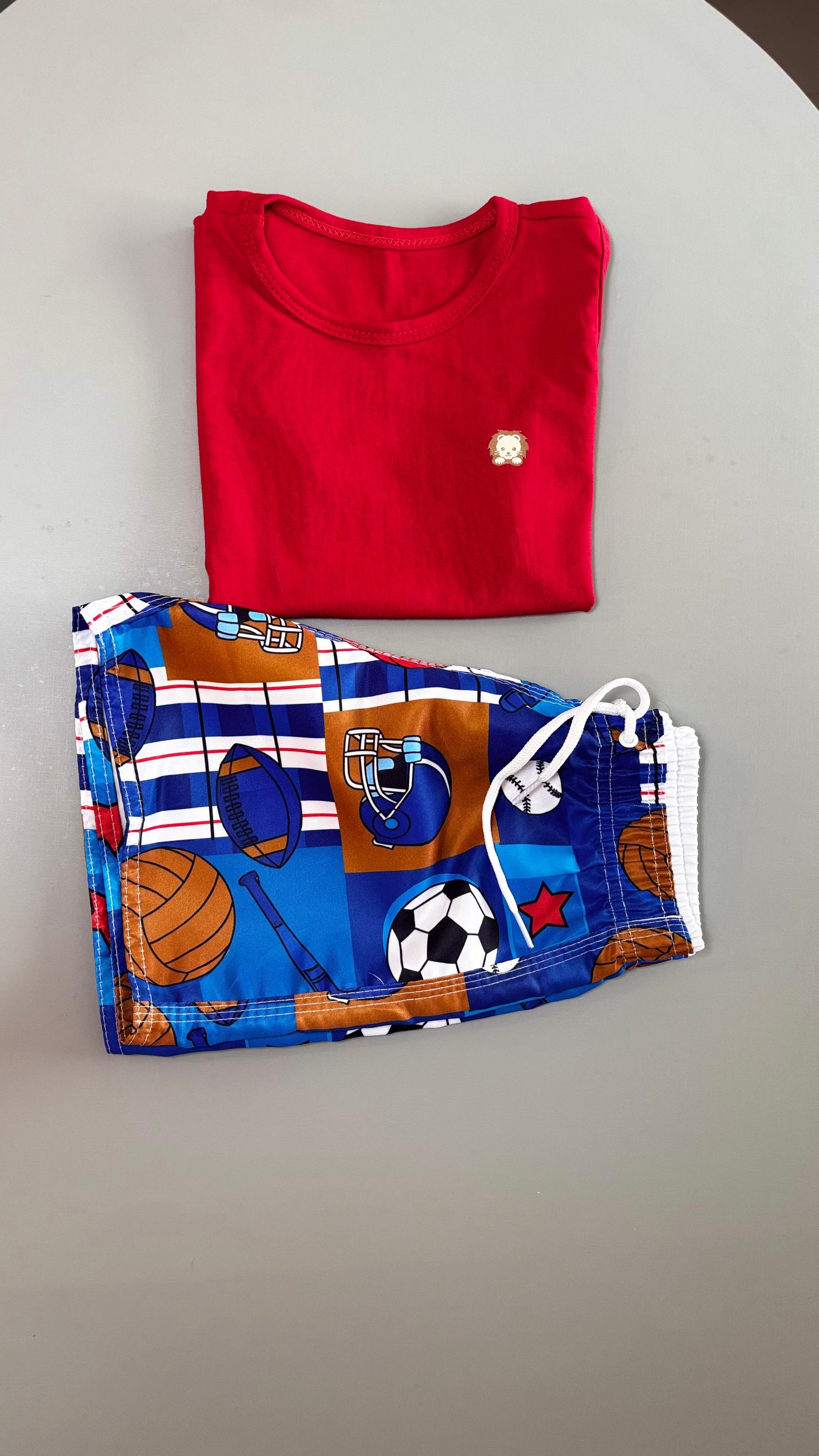 Conjunto Infantil Regata Vermelha e Short Tactel na Estampa NBA | Lá Colorê