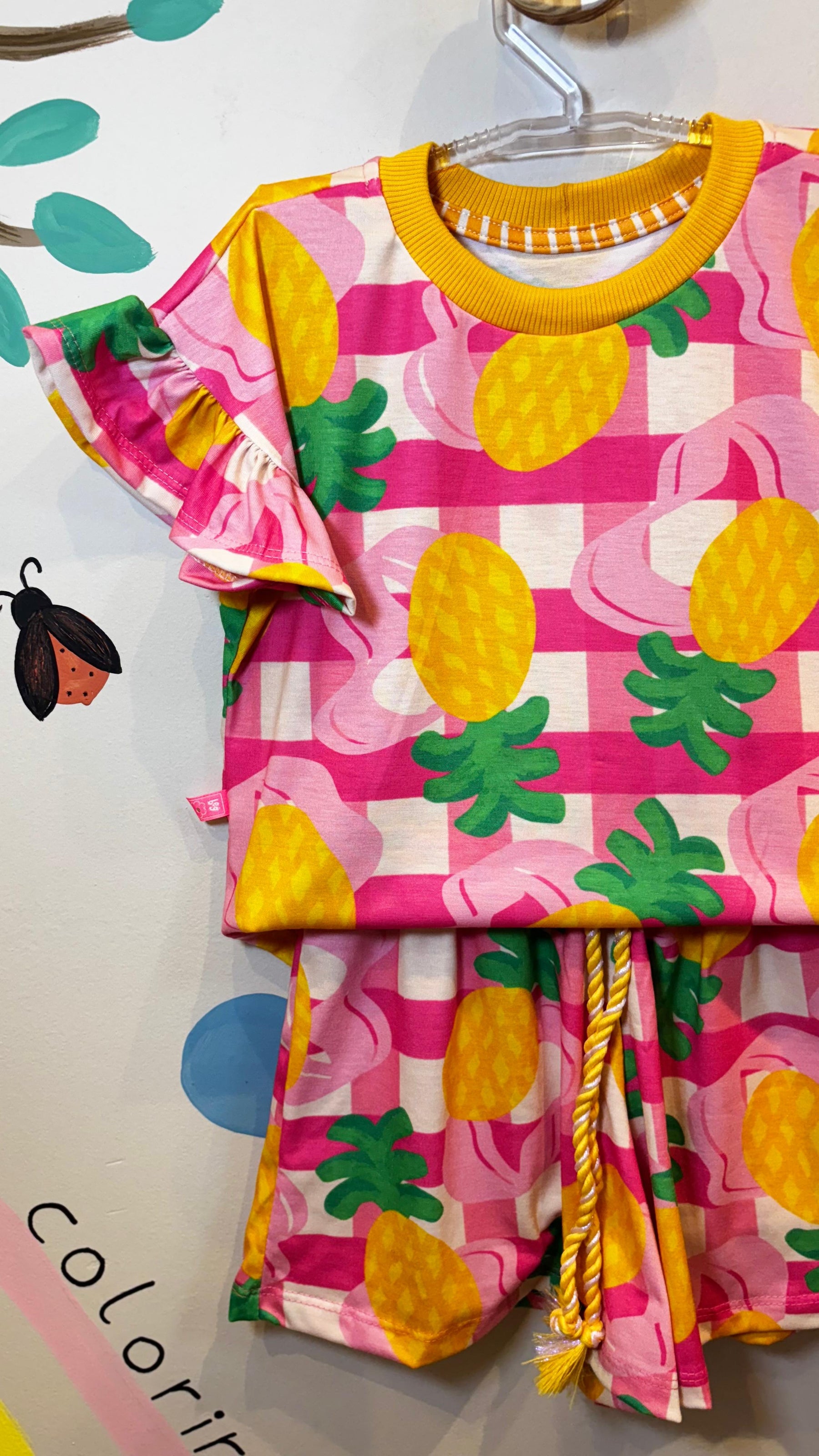 Conjunto Infantil Estampa Doce Abacaxi | Lá Colorê