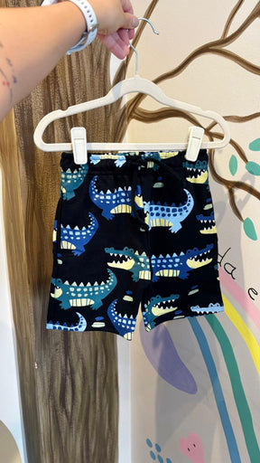 Bermuda Infantil Lúdica com Estampa Jacaré  - 100% Algodão | Lá Colorê
