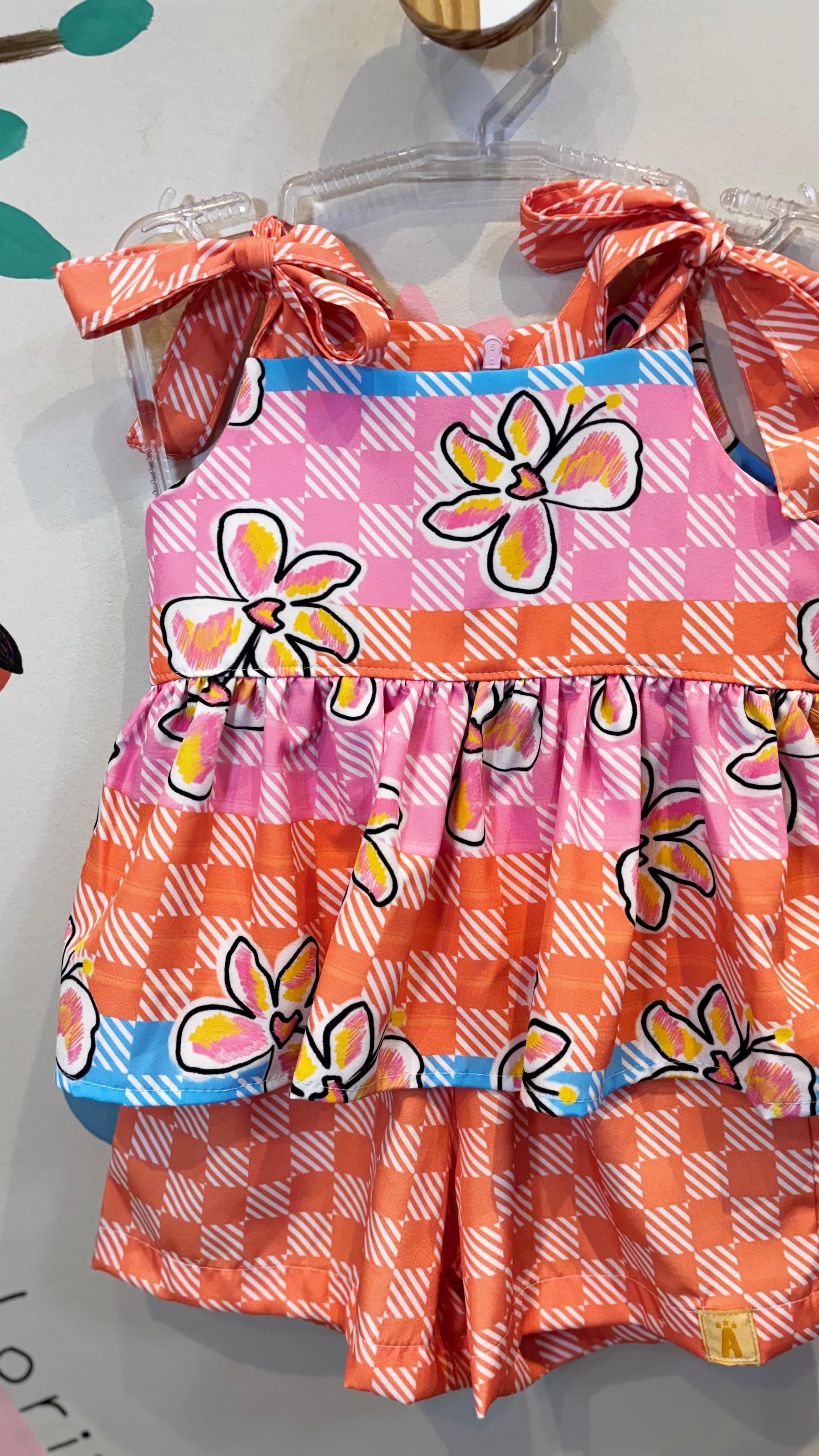 Conjunto Infantil Estampa Xadrez Floral | Lá Colorê