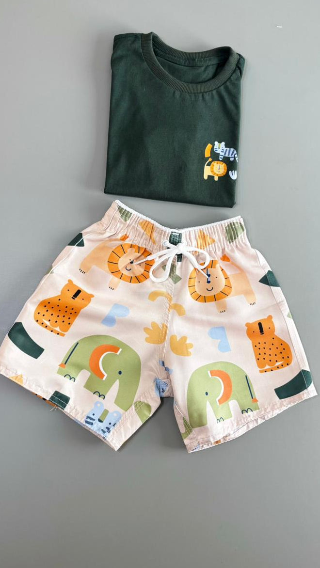 Conjunto Infantil Estampa Safari - T-Shirt + Short Estampado | Lá Colorê