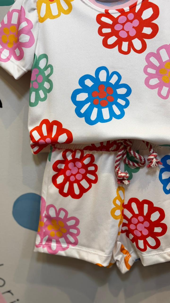 Conjunto Infantil Estampa Flowers Multi Confort | Lá Colorê