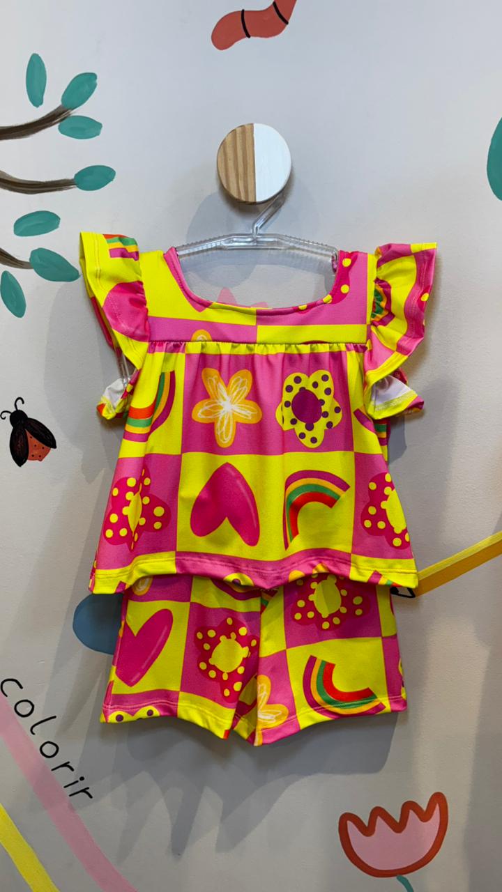 Conjunto Infantil Estampa Flores e Arco-íris | Lá Colorê