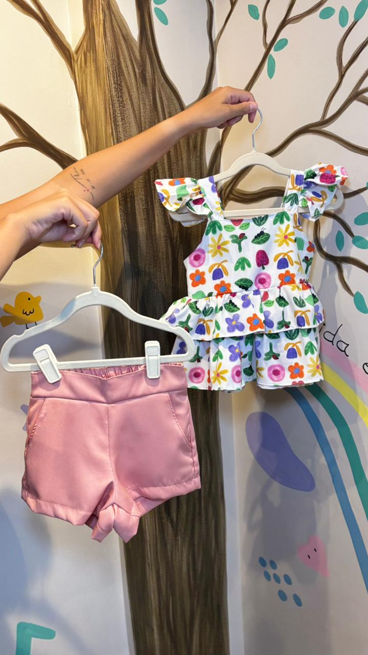 Conjunto Infantil Estampa Flowers | Lá Colorê