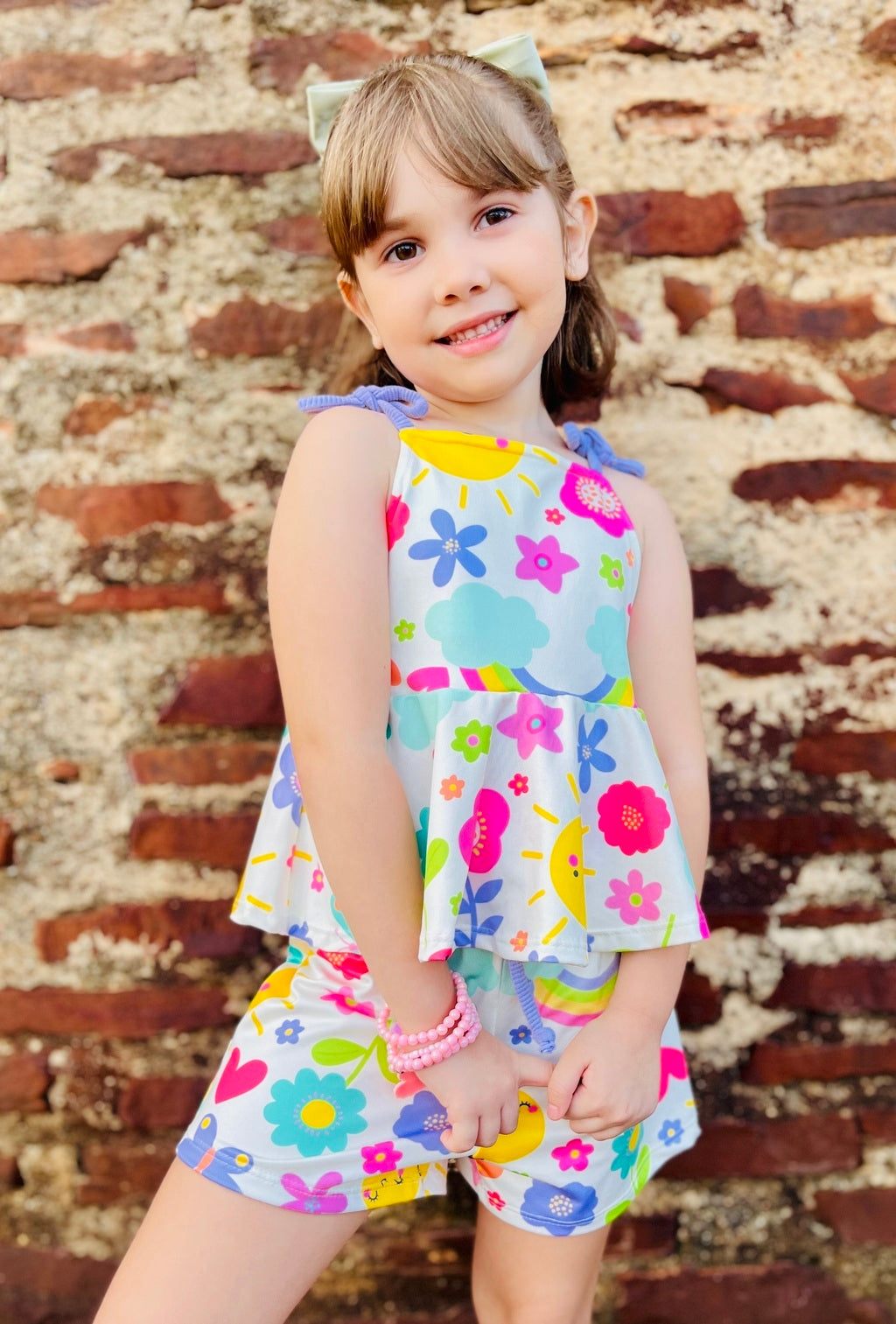 O Conjunto Infantil Estampa Céu de Primavera | Lá Colorê