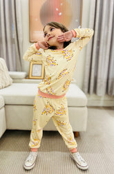 Conjunto Infantil Feminino Amarelo Banana Manga Longa | Lá Colorê