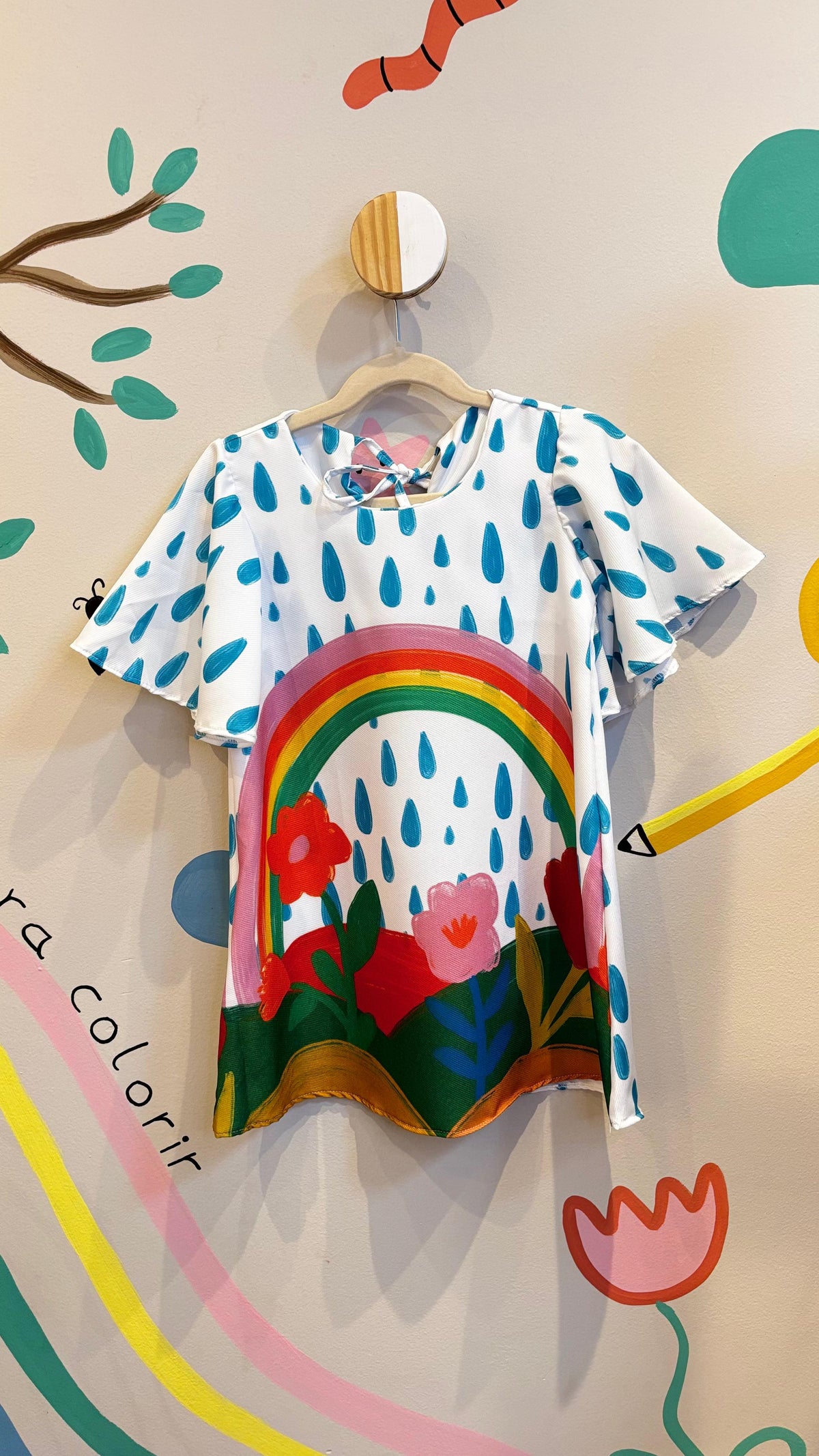 Vestido Infantil Gotas de Arco-Íris | Lá Colorê